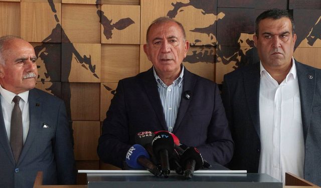 Gürsel Tekin: “Biz Yargıyla Geldik, Kongreyle Gitmeyiz”