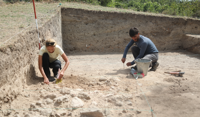 İkiztepe Höyüğü’nden Milattan Önce 4. Bin Yıla Ait Midye Kabukları Çıktı