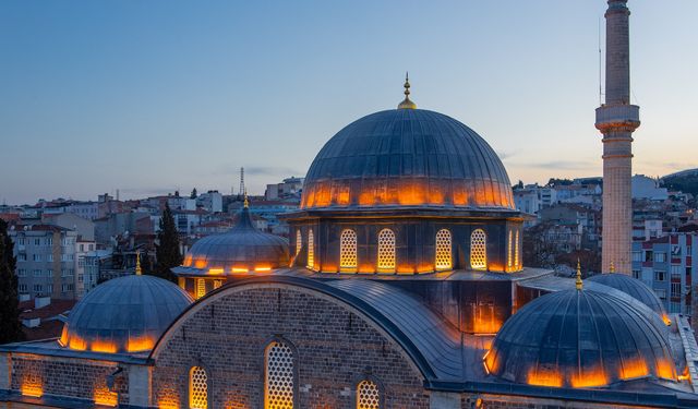 2025 Mevlid Kandili Ne Zaman? Bugün mü? Mevlid Kandili Hangi Güne Denk Geliyor? İşte Detaylar