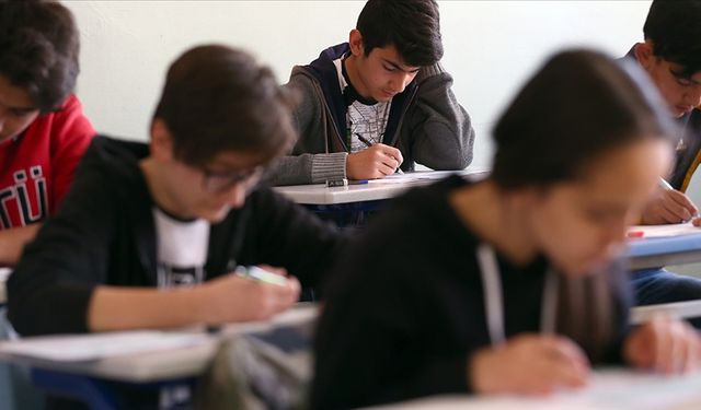 6, 7, 8, 9 ve 10. Sınıflar Dikkat! MEB Takvimi Açıklandı! Ortak Yazılı Sınavlar Ne Zaman Yapılacak?