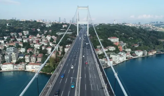 SON DAKİKA: 2026 Ramazan Bayram'ında Köprü ve Otoyollar Ücretsiz mi? Resmi Gazete Kararı Yayınlandı!