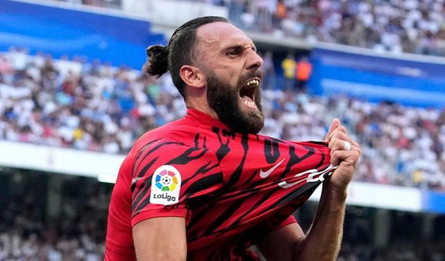 Transferde Yılın Çalımı! Vedat Muriqi Galatasaray ve Barcelona'yı Reddedip Aziz Yıldırım'la Görüştü! Fenerbahçe Yolunda!