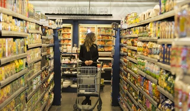 Arefe Günü Marketler Saat Kaça Kadar Açık? Marketler Bayramda Saat Kaçta Açılıyor?