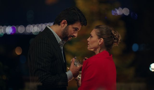 Netflix’in Yeni Dizisi “Enfes Bir Akşam” İşte Oyuncu Kadrosu ve Konusu!