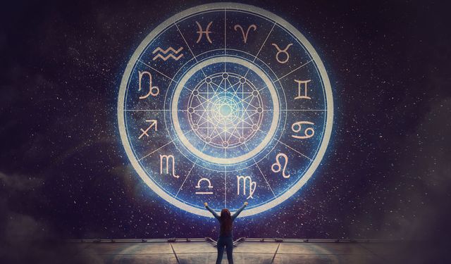 31 Ekim Cuma Günlük Burç Yorumları: Bugün Sizi Neler Bekliyor? Aşk, Para, Sağlık ve Şans Rehberi