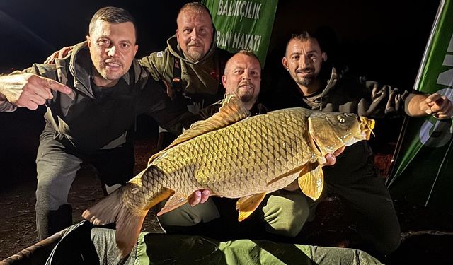 Gönen ekibi Hazar Gölü'nde birincilik elde etti