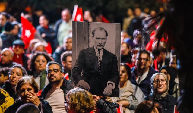 Burhaniye’de 29 Ekim Cumhuriyet Coşkusu: 102. Yıl Kutlamaları Başlıyor!