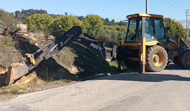 Bigadiç Belediyesi’nden Babaköy’de Altyapı Hamlesi: Menfez Temizliği Aralıksız Sürüyor