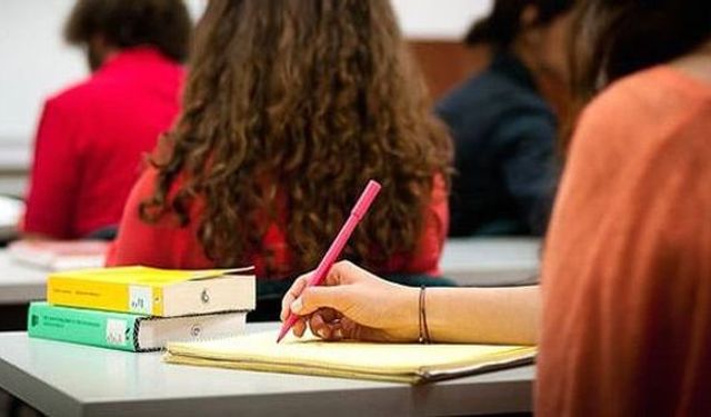 Belediye'den 1000 Üniversiteliye Aylık 3 Bin TL Burs Desteği