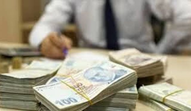 Resmi Gazete'de Yayımlandı! 2026-2027 Üniversite Katkı Payı ve Öğrenim Ücretleri Belli Oldu: Kimler Harç Ödemeyecek?