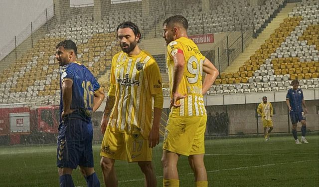 Muşspor 10 Kişiyle Tarihi Zafer! Menemen FK’yı Uzatmalarda Eledi