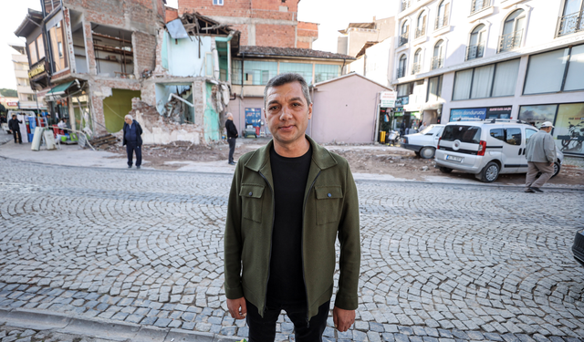 Sındırgılı esnafın çağrısı: Borçlar ertelensin, Sındırgı afet bölgesi ilan edilsin