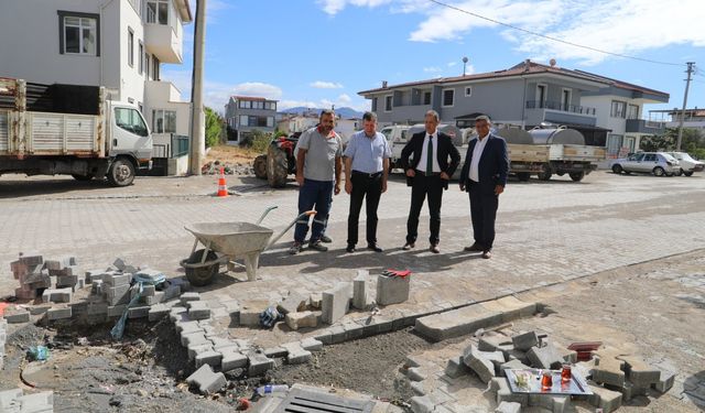 Burhaniye’de Pazarbaşı Caddesi Yeniden Düzenlenerek Hizmete Açıldı
