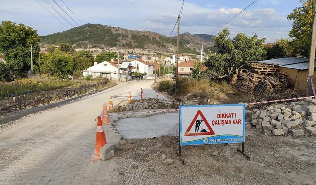 Dursunbey Belediyesi’nden Yol Yapım, Bakım ve Onarım Seferberliği
