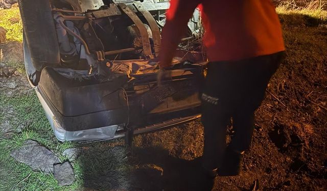 Savaştepe–Balıkesir Yolunda Korkutan Kaza: Sürücü Araçta Sıkıştı!