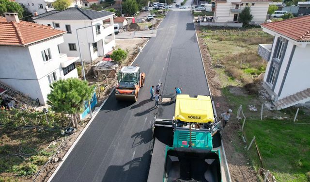 Sındırgı’da Asfalt Seferberliği Başladı: Cadde ve Sokaklar Yenileniyor