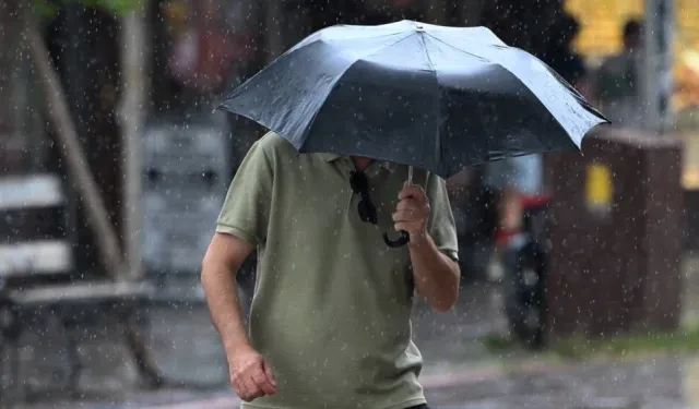 Meteoroloji'den Kritik Yağış Uyarısı! Hangi Bölgelerde Sağanak Yağış Bekleniyor?