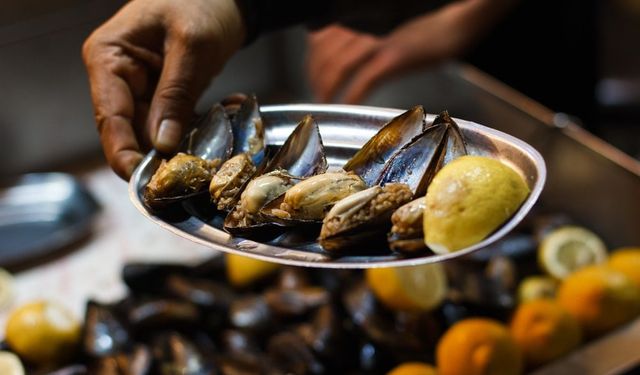 Uzmanından uyarı: Sokak lezzetlerinde tehlike artıyor!