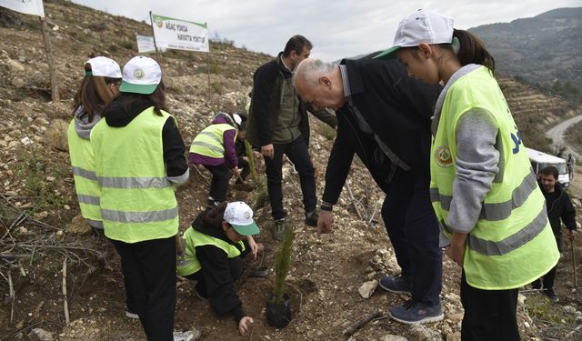 Dursunbey’de 11 Kasım Milli Ağaçlandırma Günü Etkinliği