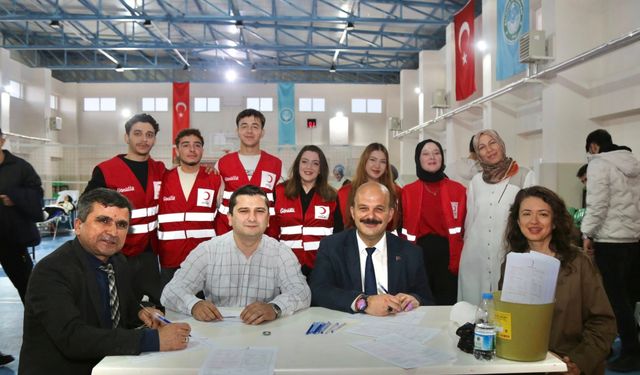 İvrindi’de Kan Bağışı Kampanyasına Destek