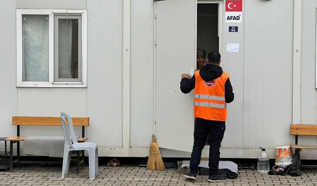 Sındırgı Belediyesi Deprem Sonrası Hemşehrilerinin Yanında