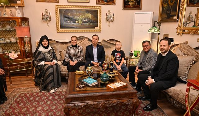 Balıkesir’de Antika Tutkunlarına Yeni Mekân: Antique By Betül Açıldı