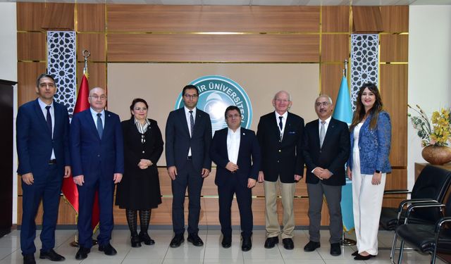 Ömer Seyfettin Sempozyumu Heyetinden Rektör Oğurlu’ya Ziyaret