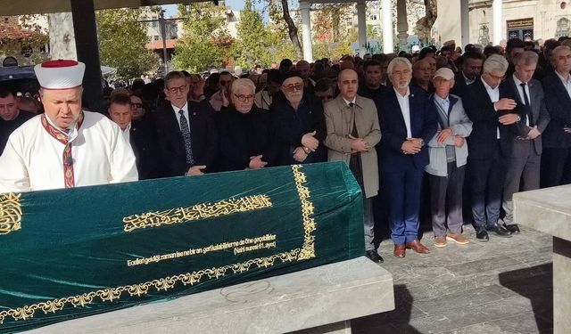 Balıkesir CHP örgütü yasta... Parti neferi Rayim Balaban son yolculuğuna uğurlandı