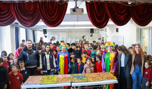 Marmara Adalar Belediyesi Saraylar’da Çocuklar İçin Doğum Günü Etkinliği Düzenledi