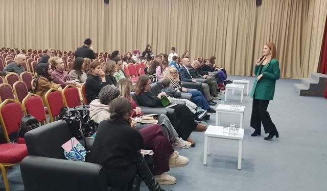 Gönen Kitap Günleri’nde Setenay Baloğlu’ndan “Sanat Terapi” Söyleşisi