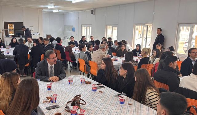 BAÜN Kepsut MYO’da “Face To Face” Kariyer Etkinliğine Yoğun İlgi