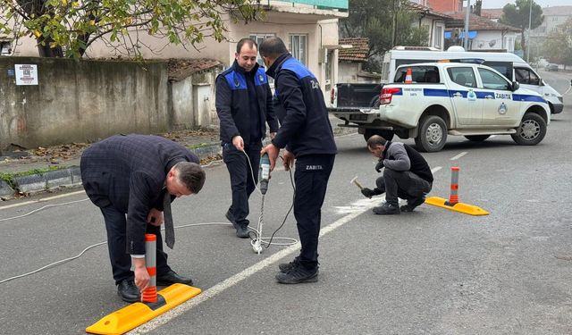 İvrindi Belediyesi İlçenin Dört Bir Yanında Çalışmalarını Sürdürüyor