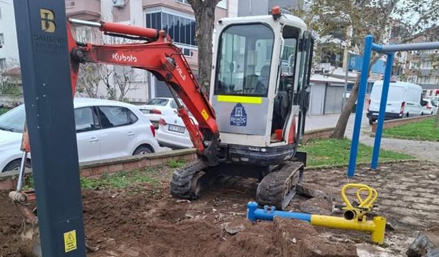 Bigadiç’te Şehit Mustafa Ergin Parkı’nda Çevre Düzenleme Çalışmaları Sürüyor