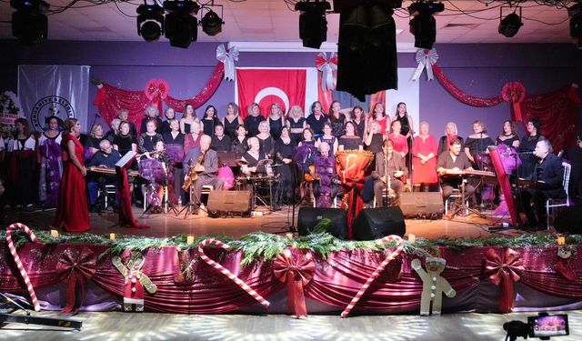 Burhaniye’de Kenan Sucuoğlu Yardım Konseri Yoğun İlgi Gördü