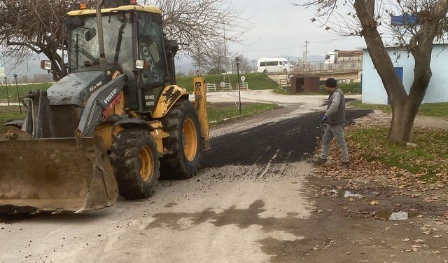 Bigadiç’te Ulaşım Kalitesi İçin Asfaltlama Çalışmaları Devam Ediyor