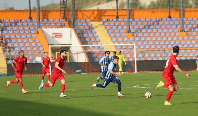 Boluspor Fırtınası Adana'da Esti! Adana Demirspor'un Üstüne Gol Olup Yağdı!