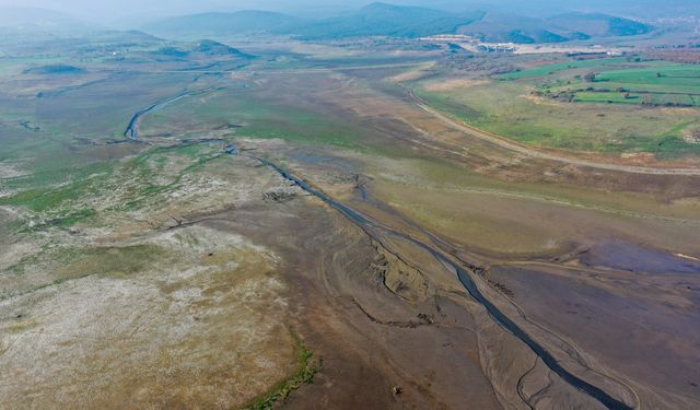 AK Parti İl Başkanı'ndan CHP'li Büyükşehir'e su krizi uyarısı