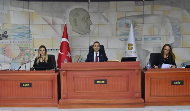 Büyükşehir Meclisi'nde sert tartışma: Borç, OnOn Krizi ve ‘Şehri Kim Yönetiyor?’ tartışması