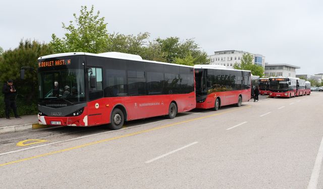Büyükşehirden Öğrencileri Sevindiren Ulaşım Hizmeti
