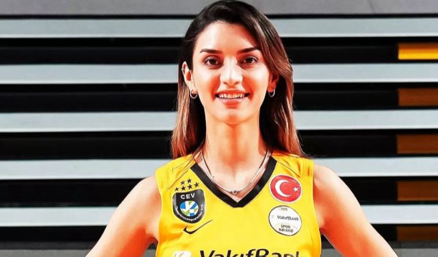 VakıfBank’ta Ayrılık! Libero Nehir Kurtulan İle Yollar Ayrıldı!