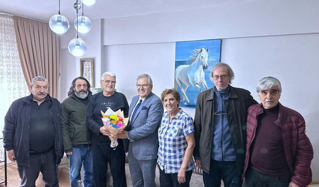 Bandırma'nın duayen gazetecilerine 10 Ocak sürprizi
