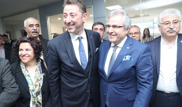 Bandırma'da ruhsat tartışması! Tolga Tosun'dan Dursun Mirza'ya cevap