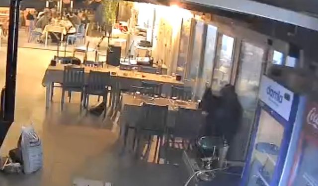 Gömeç'te Can Pazarı! Tüfekle Restoranı Bastı! 1 Ölü 1 Yaralı!