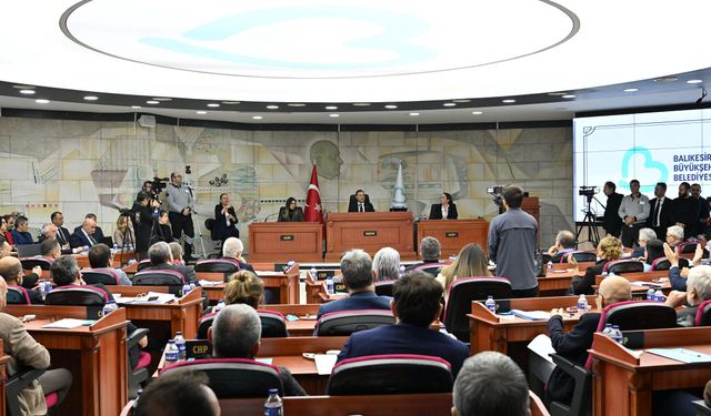 Borç yiğidin kamçısı... Şimdi de 4 milyar liralık borçlanma yetkisi istediler