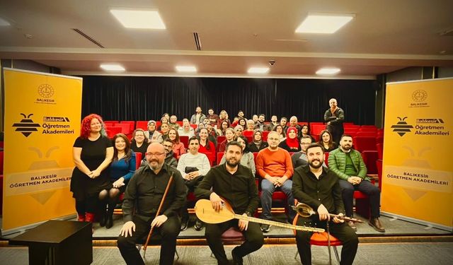 Melodinin Coğrafyası Programında Balıkesir Türküleriyle Şehir ve Hafıza Okuması Yapıldı