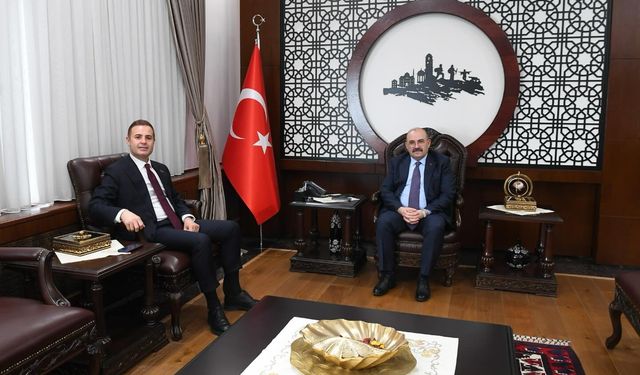 Ahmet Akın’dan Vali Ustaoğlu’na Ziyaret