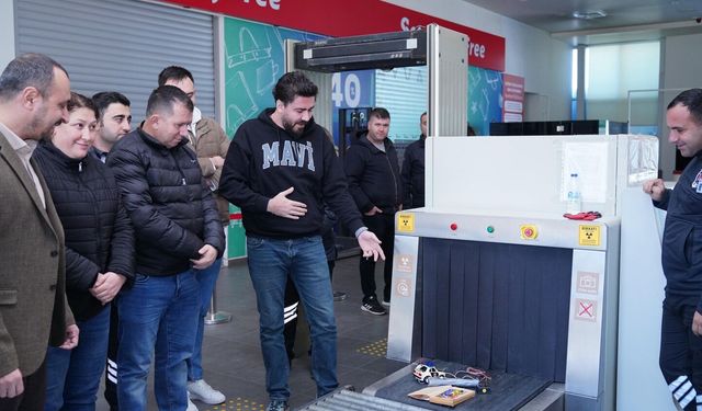 Ayvalık Deniz Hudut Kapısı’nda Görevli Personele Özel Eğitim