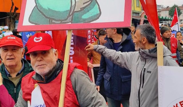 Emekliden Balıkesir'de Sert Çıkış! "Lokmamıza Göz Dikilmesine İzin Vermeyeceğiz"