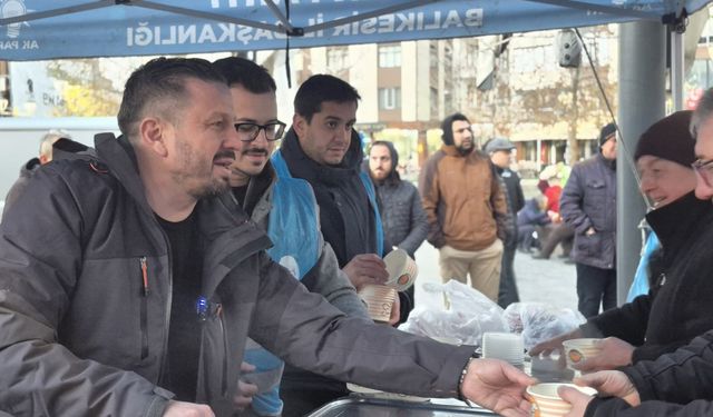 AK Parti Balıkesir Teşkilatı yeni yıla sahada girdi