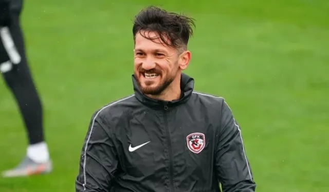 Bandırmaspor Sağ Bekini Buldu: Oğuz Ceylan Bordo-Beyazlı Formayı Giydi!